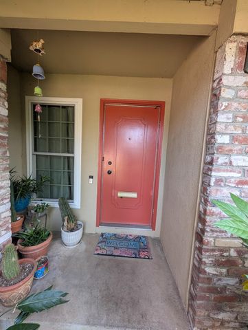 10000 El Chorlito Dr, Rancho Cordova, CA 95670