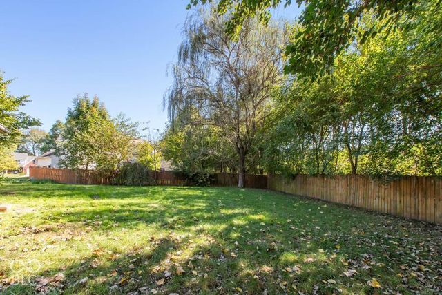 688 Prince Drive, Greenwood, IN 46142