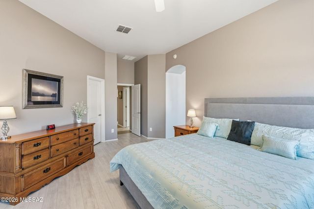 10043 E Denver Hill Drive, Tucson, AZ 85748