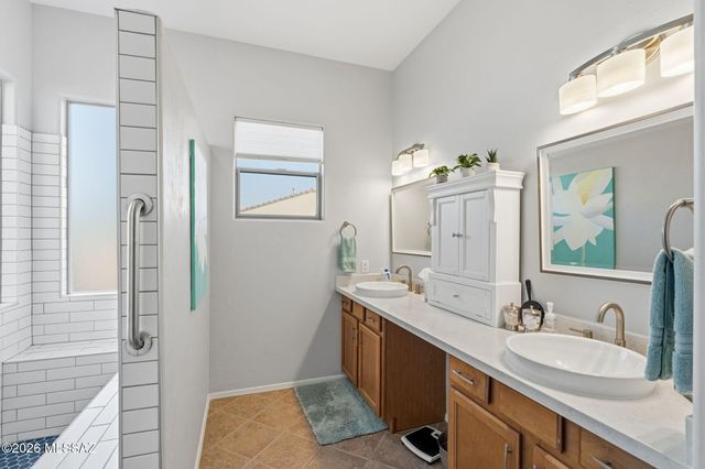 10043 E Denver Hill Drive, Tucson, AZ 85748