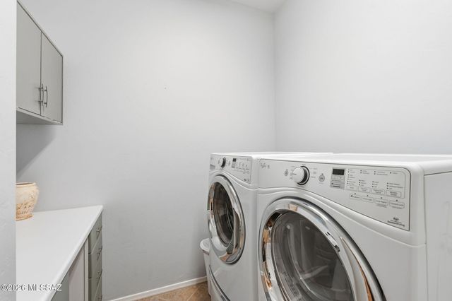 10043 E Denver Hill Drive, Tucson, AZ 85748