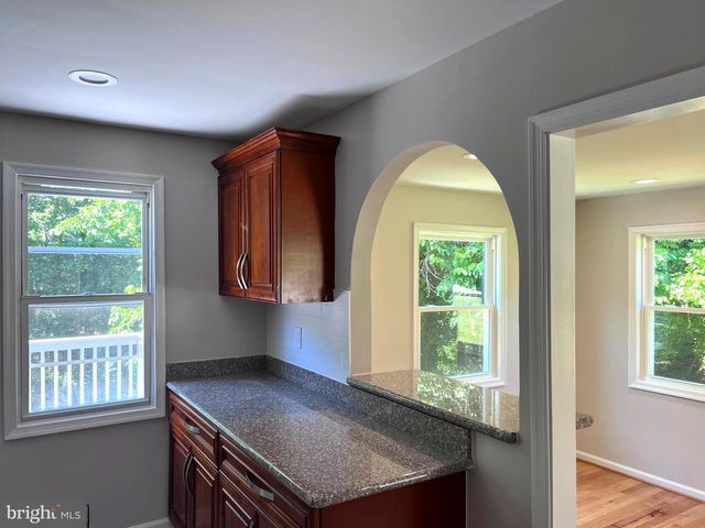 1703 LEE RD, Fort Washington, MD 20744