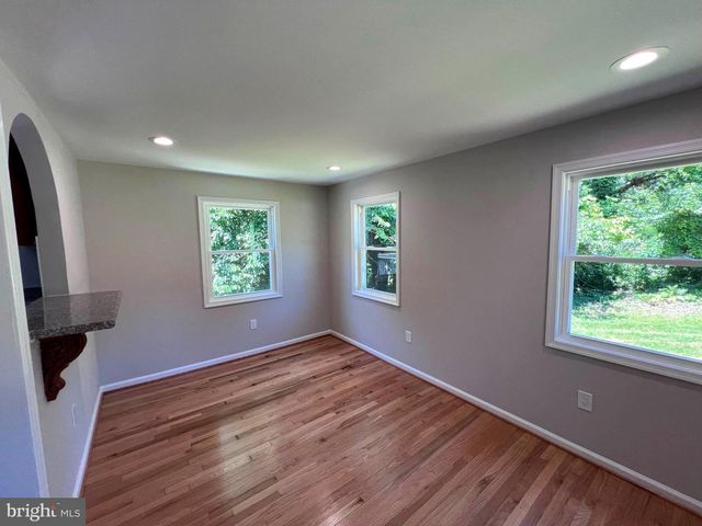 1703 LEE RD, Fort Washington, MD 20744