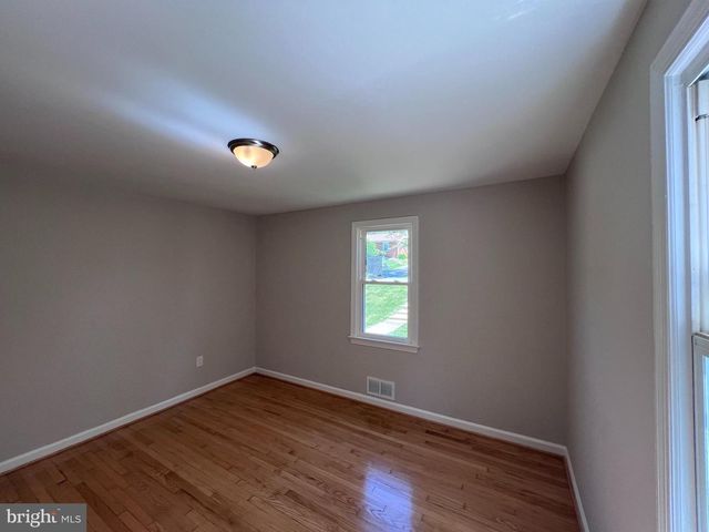 1703 LEE RD, Fort Washington, MD 20744