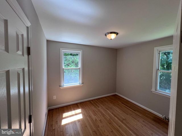 1703 LEE RD, Fort Washington, MD 20744