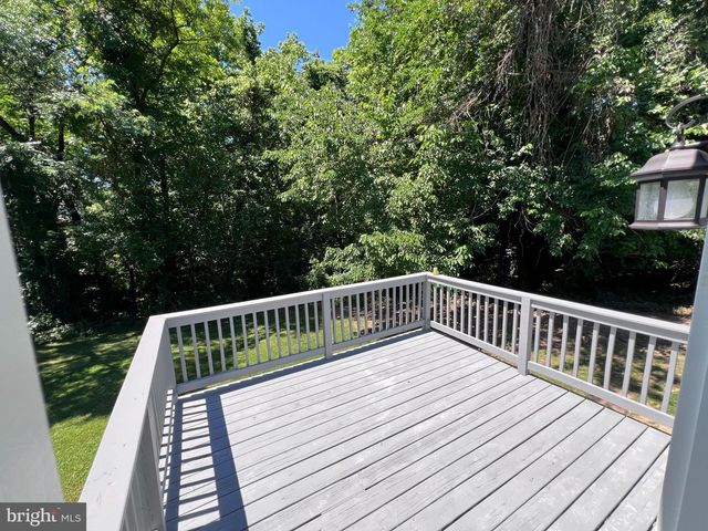 1703 LEE RD, Fort Washington, MD 20744