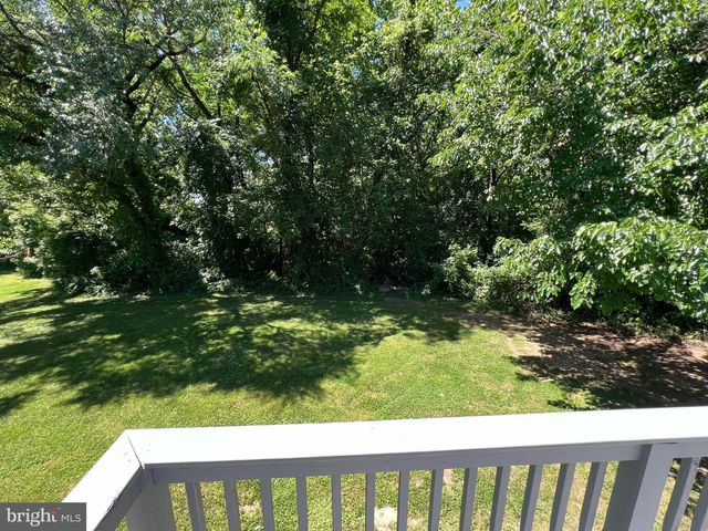 1703 LEE RD, Fort Washington, MD 20744