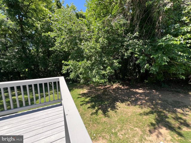 1703 LEE RD, Fort Washington, MD 20744