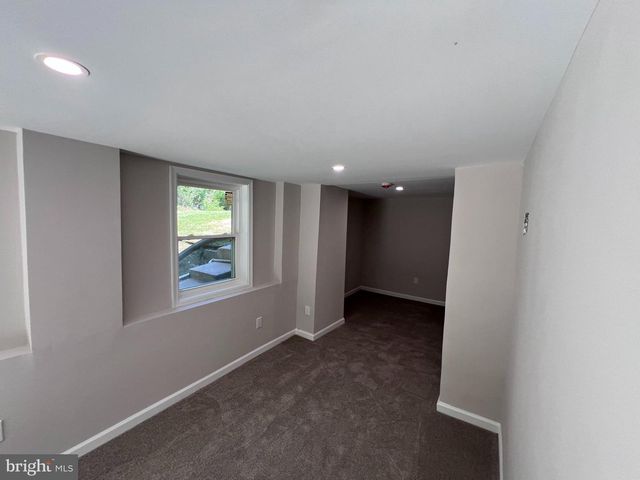 1703 LEE RD, Fort Washington, MD 20744