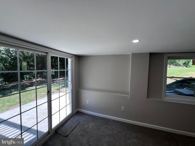 1703 LEE RD, Fort Washington, MD 20744