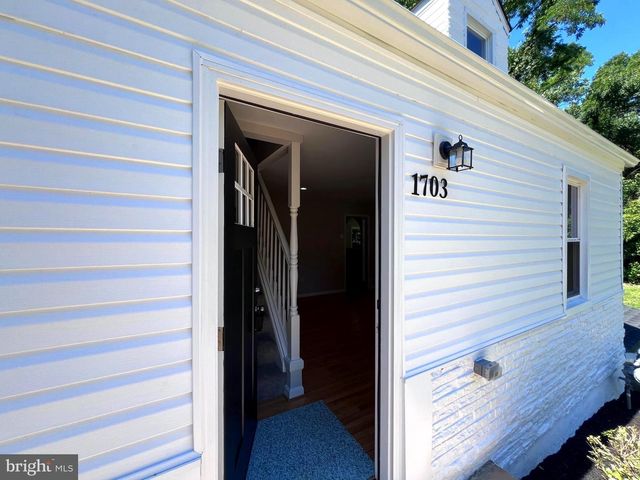 1703 LEE RD, Fort Washington, MD 20744