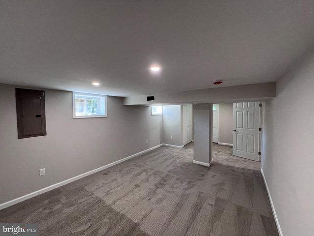 1703 LEE RD, Fort Washington, MD 20744