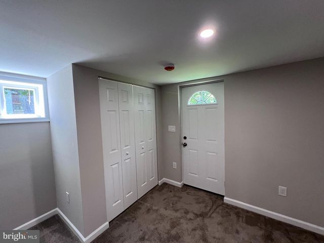 1703 LEE RD, Fort Washington, MD 20744