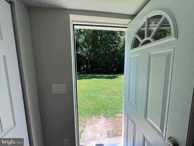 1703 LEE RD, Fort Washington, MD 20744