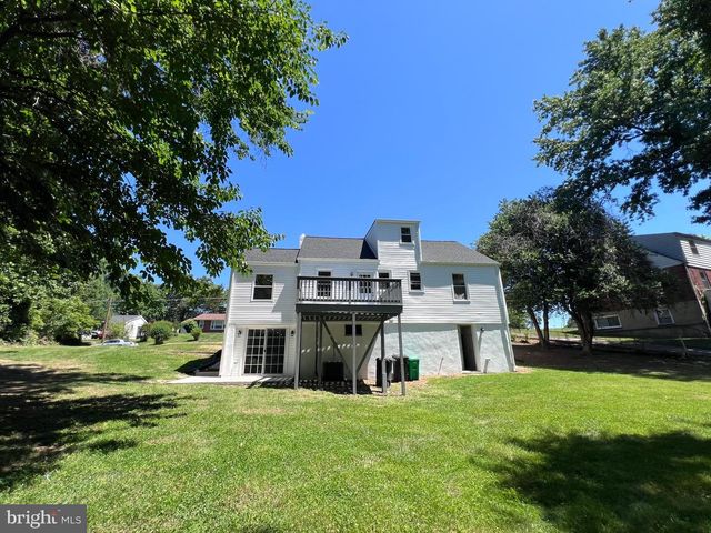1703 LEE RD, Fort Washington, MD 20744