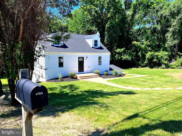 1703 LEE RD, Fort Washington, MD 20744
