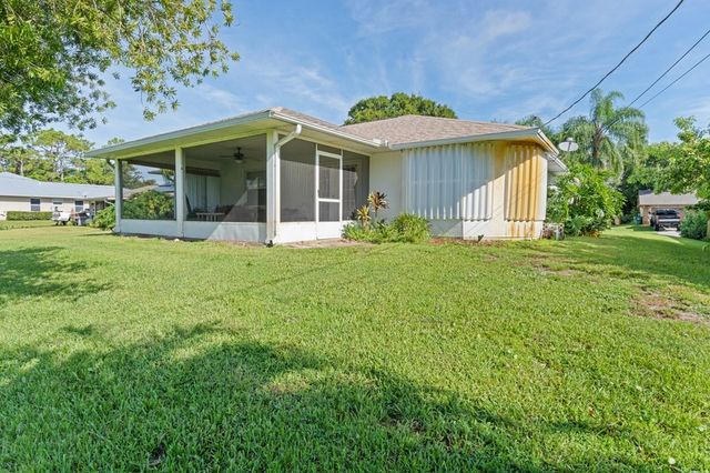 925 Claire Avenue, Sebastian, FL 32958