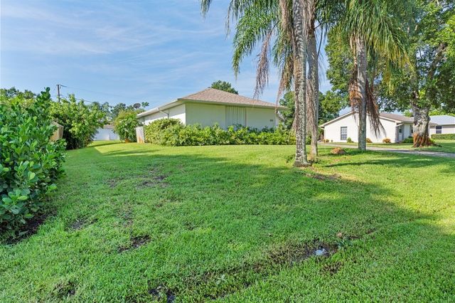 925 Claire Avenue, Sebastian, FL 32958