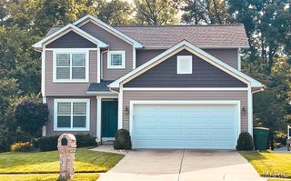 1575 N Parc Grove Court, O'fallon, IL 62269