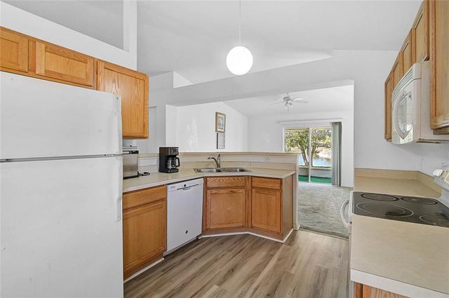 24477 LAKESIDE MANOR, Punta Gorda, FL 33980