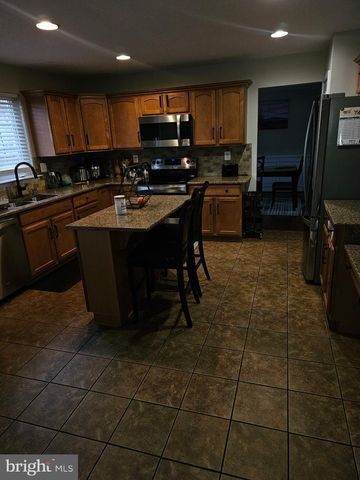 220 WILLIAMSBURG CIR, La Plata, MD 20646