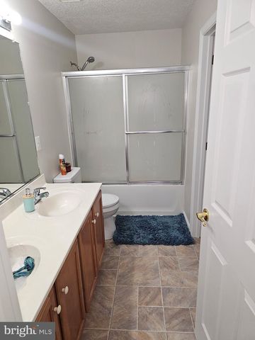 220 WILLIAMSBURG CIR, La Plata, MD 20646