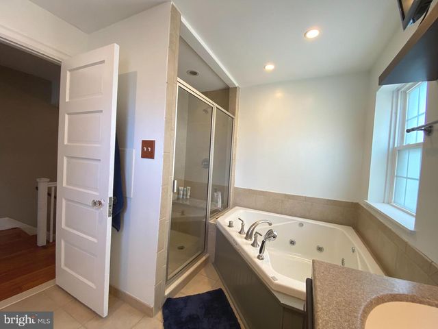 20 E ABINGTON AVE, Philadelphia, PA 19118