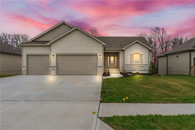 13997 S Landon Street, Olathe, KS 66061