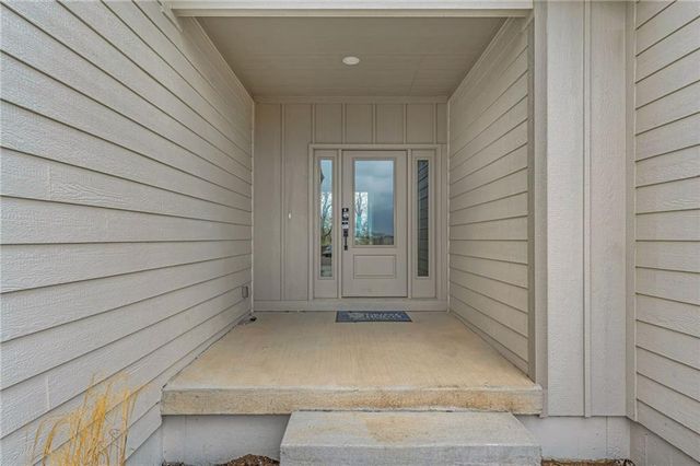 13997 S Landon Street, Olathe, KS 66061