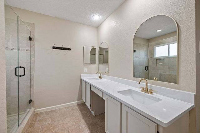 2621 Bayberry Lane, Euless, TX 76039