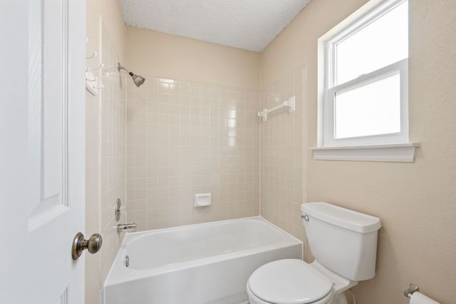 2621 Bayberry Lane, Euless, TX 76039