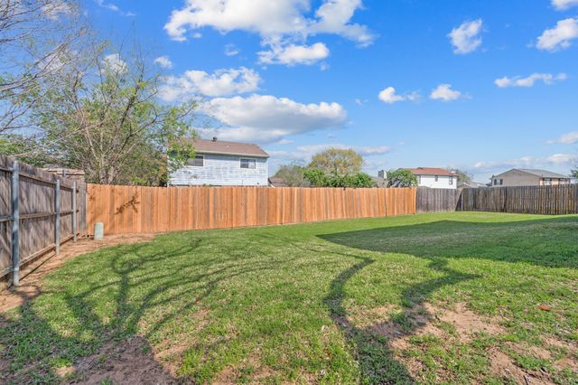 2621 Bayberry Lane, Euless, TX 76039