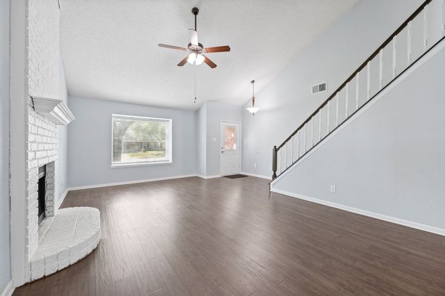 2621 Bayberry Lane, Euless, TX 76039