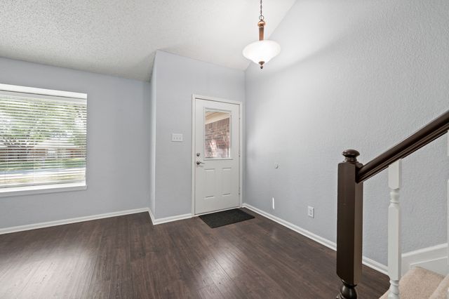 2621 Bayberry Lane, Euless, TX 76039