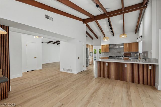 1131 Strong Drive, Las Vegas, NV 89102