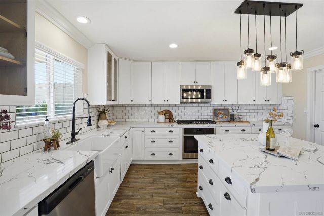 32892 Monte Dr, Temecula, CA 92592