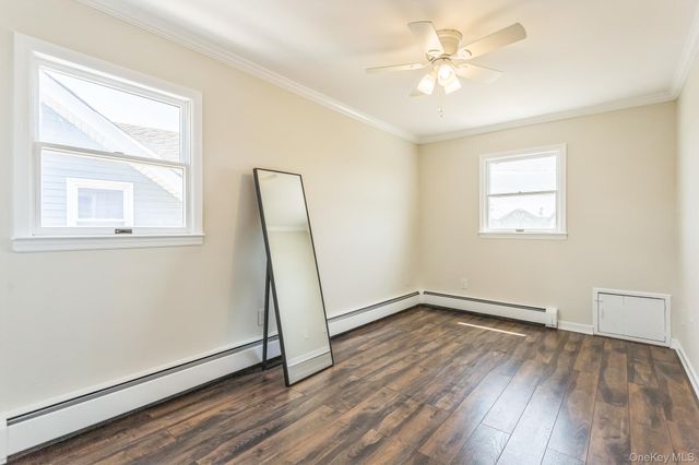 55 West Avenue, Lawrence, NY 11559