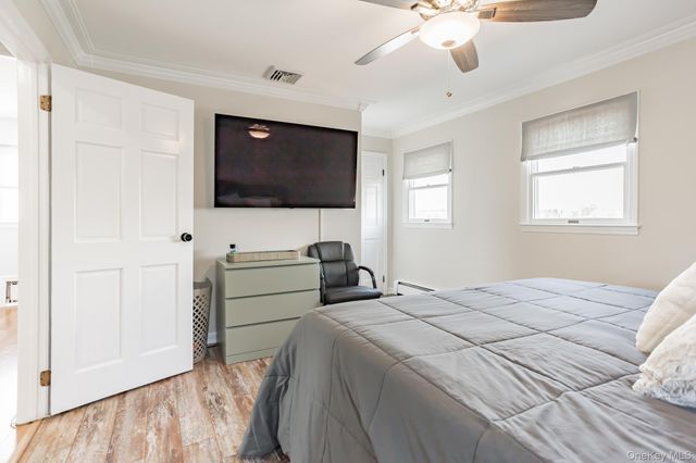 55 West Avenue, Lawrence, NY 11559