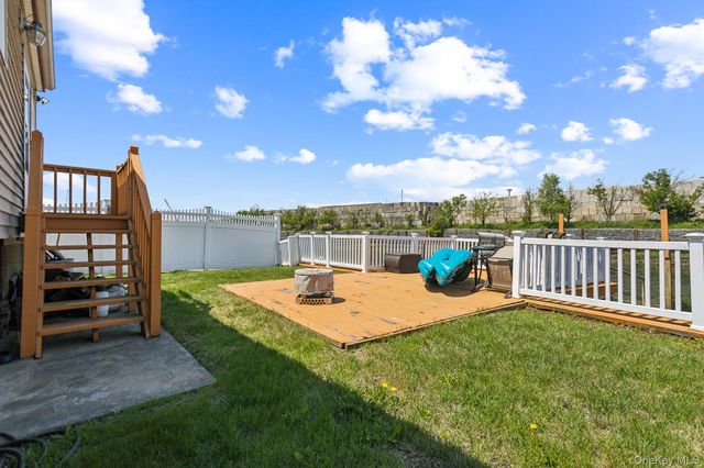55 West Avenue, Lawrence, NY 11559