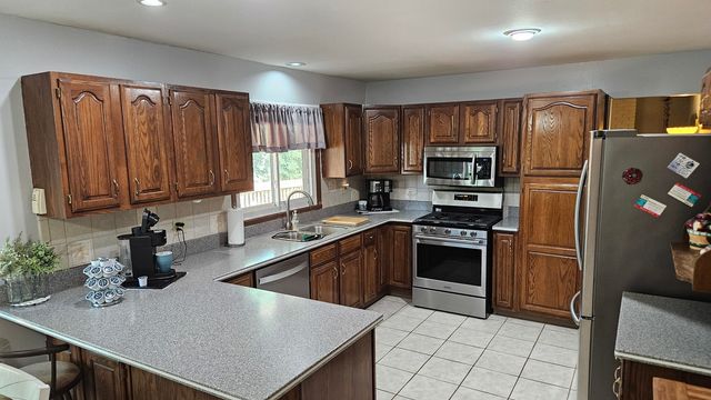 3472 Springwheat Drive, Rockford, IL 61114