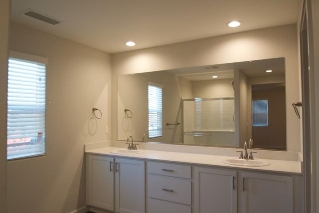 4154 Constance Road, Madera, CA 93636