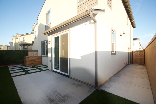 4154 Constance Road, Madera, CA 93636