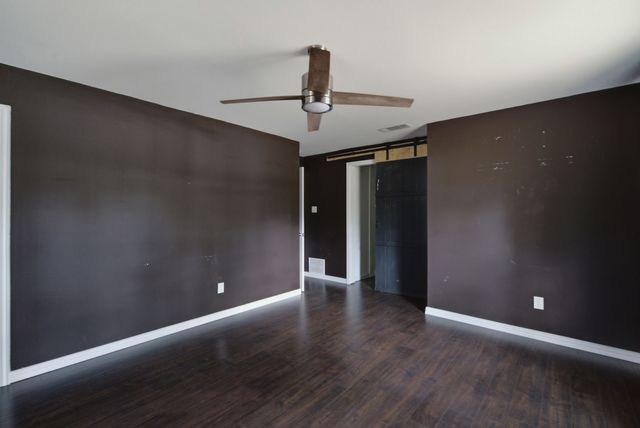 128 Redbird Lane N, Azle, TX 76020