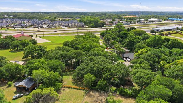 128 Redbird Lane N, Azle, TX 76020