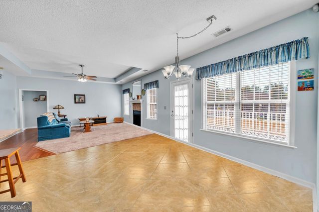 622 Live Oak Way, Dublin, GA 31021