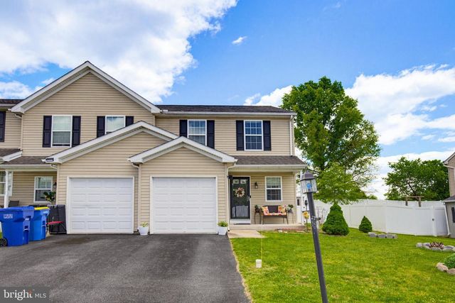 1470 MATTHEW DR, York, PA 17404