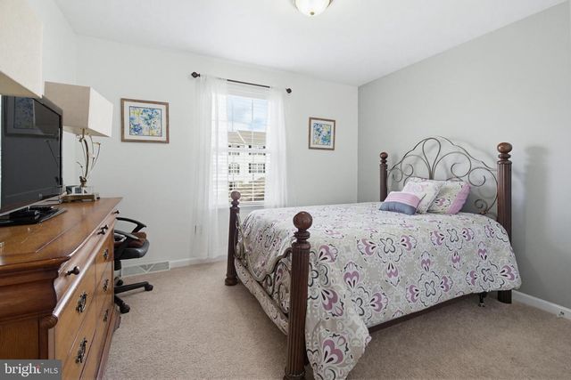 1470 MATTHEW DR, York, PA 17404