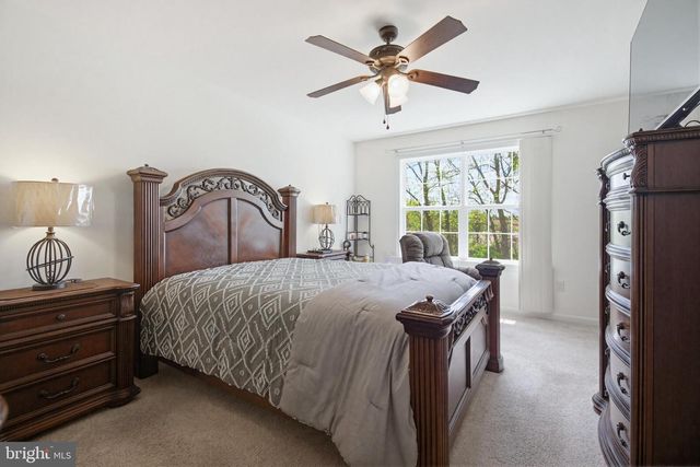 1470 MATTHEW DR, York, PA 17404