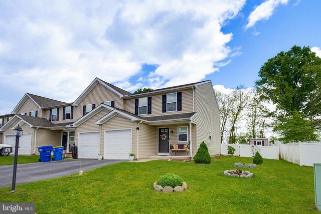 1470 MATTHEW DR, York, PA 17404