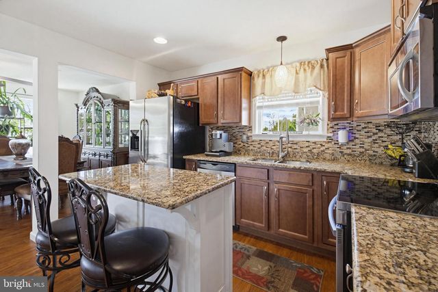 1470 MATTHEW DR, York, PA 17404